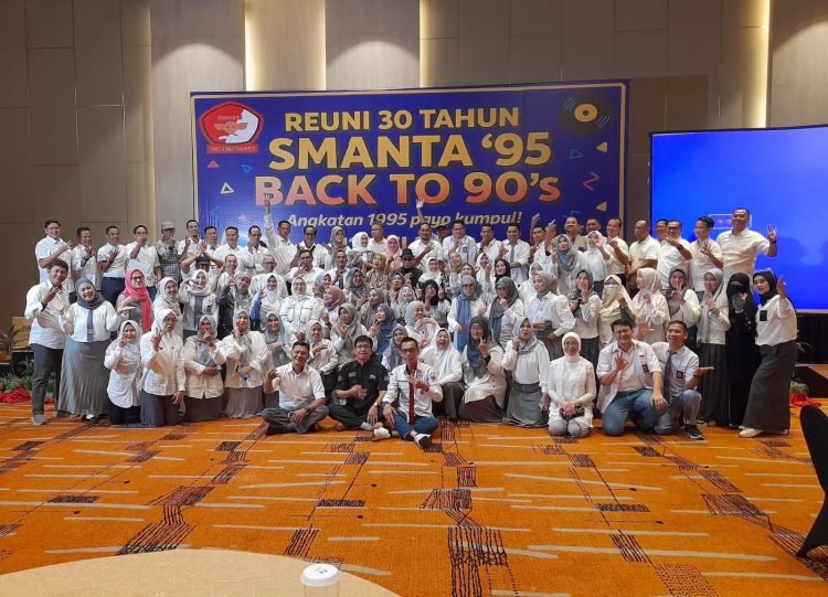 Payo Kumpul : Reuni 30 Tahun Smanta ’95 Back To 90’s, Angkatan 1995