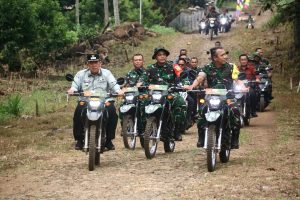 Rombongan Tim WASEV STERAD TIinjau  TMMD ke-124 Kodim 0429/ Lamtim 