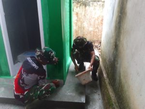 Satgas TMMD ke-124 Berikan Sentuhan Akhir Pembangunan MCK