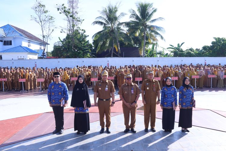 Serahkan Surat Keputusan CPNS Lingkup Kab Takalar, Bupati Berpesan Tingkatkan Kapasitas dan Kemampuan Diri
