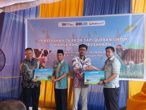 Penyerahan 26 Ekor Sapi Qurban untuk Warga Ring 1 Perusahaan