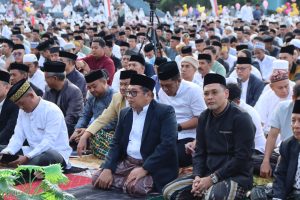 Dg Manye dan Dg Lurang Shalat Idul Adha 1446 H bersama Masyarakat Takalar