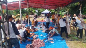 Moment Idul Adha 1446 H, Warga Perum BIP Sembelih 2 Ekor Sapi dan 16 Ekor Kambing