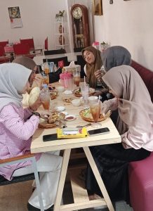 Kembali Dibuka, Warung OMA SAKHA Tampil dengan Suasana Lebih Nyaman dan Menu Kekinian