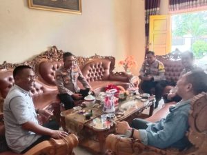 Mempererat Senergitas Kapolsek Batanghari Nuban Silaturahmi ke DPC AJOI