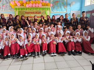 SDN 1 MCT Gelar Pelepasan Siswa Kelas Enam dengan Syukuran Sederhana di Ruang Kelas