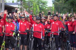 Sinergi Polri-Pemkab Takalar, Bupati Takalar Lepas Fun Bike Hari Bhayangkara ke-79 Kabupaten Takalar