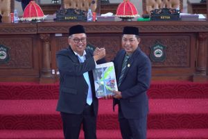Penyerahan Rancangan Awal RPJMD 2025-2029, Bupati Takalar Komitmen Membangun Takalar dalam Muwujudkan Kesejahteraan Masyarakat