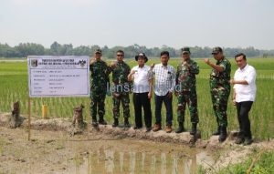 Dandim 0429/Lamtim Tinjau Lokasi Oplah Bersama Tim Konsultan dan Dinas Pertanian