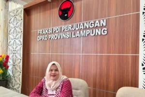 Ferliska Ramadhita Johan Anggota fraksi PDI-P DPRD Lampung Minta OPD Memberikan Sosialisasi Pemutihan Pajak pada Masyarakat