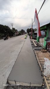 Warga Apresiasi Pembangunan Tembok Penahan Tanah Jalan Nasional Simpang,  Bayah