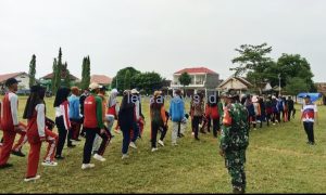 Babinsa Jajaran Kodim 0429/Lamtim Latih Calon Paskibra Tingkat Kecamatan