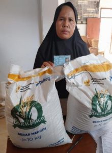 Distribusi Bantuan Pangan di Desa Batu Raja Kembali Sesuai Aturan