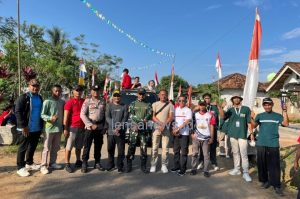 Babinsa Kodim 0429/Lamtim Pengamanan Semarak HUT Kemerdekaan RI ke-80