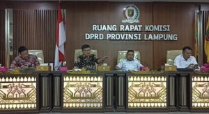 Fauzi Heri Anggota Komisi II DPRD Provinsi Lampung Mendorong Dinas Peternakan dan Kesehatan Hewan Rancang Program Kreatif Guna Tingkatkan Konsumsi Telur 