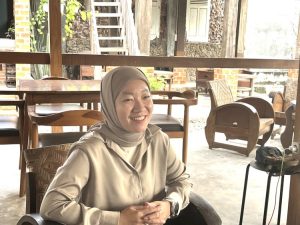 Lesty Putri Utami Ketua Fraksi PDIP DPRD Prov Lampung Minta Samsat Permudah Layanan Mutasi Kendaraan Lewat Aplikasi