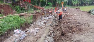 Diaudensi Tak Respon Dugaan Pengerjaan Irigasi D.I Cisangu Atas Bermasalah, Lasmi Ancam Demo