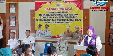 Dewi Sastrani Ratu Dewa Buka Pembekalan Kader Posyandu di Kelurahan Sukamulya