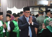 Ahmad Giri Akbar Ketua DPRD Lampung Hadiri Wisuda Purna Bhakti Ketua PTA 