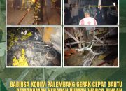 Babinsa Kodim Palembang Sigap Bantu Warga Amankan Situasi Kobaran Api di Siring Agung 