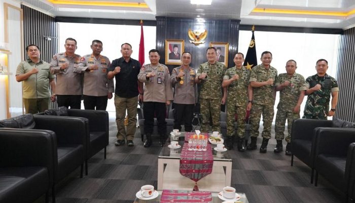 Sinergitas Tanpa Batas, Polda Sumsel Sambut Tim Puldata Sahli Panglima TNI di Palembang