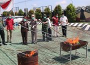 Eksekusi Hukum Tuntas, Kejari Pesawaran Musnahkan Barang Bukti Inkracht