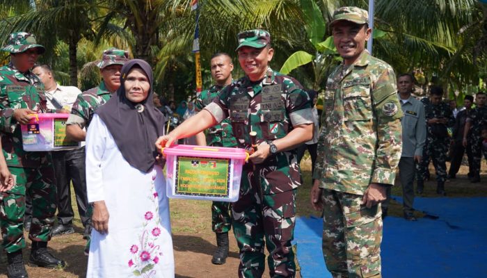 Buka TMMD ke-128 di Tanggamus, Danrem 043/Gatam Harapkan Kesejahteraan Warga Kalimiring Meningkat