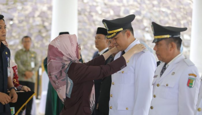 Lepas Status Plt, 12 Pejabat Pesawaran Dilantik, Bupati Nanda Tegaskan ‘Jadilah Teladan, Bukan Beban’