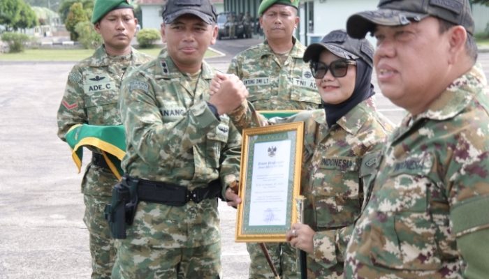 Dandim 0429/Lamtim Pimpin Pengukuhan Bupati dan Wabup Jadi Warga Kehormatan Kodim 