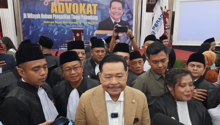 PERADI Kukuhkan Advokat di Palembang, Otto Tekankan Fungsi Negara dalam Profesi
