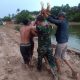 Sertu Jauhari Tunjukan Aksi Sigap Terjun Langsung Menyelam Selamatkan Korban Tenggelam 